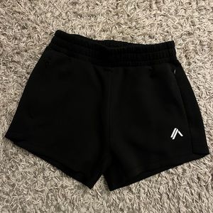 Alphalete ELMNT 3.5” Shorts - Small